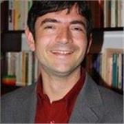 Ricercatore/Insegnante, laureato in  Filosofia,  scienze politiche e Master di secondo livello in storia,  offre ripetizioni